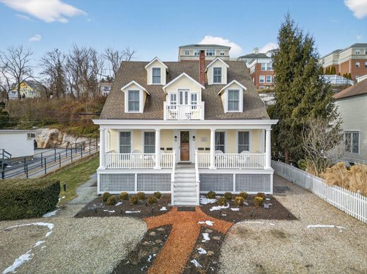 Luxury home in Groton, New London County
