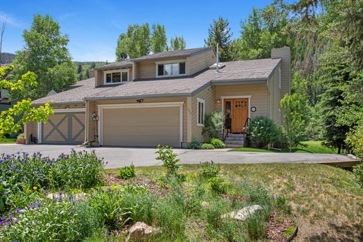 Duplex in Eagle-Vail, Eagle County