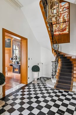 다세대 빌라 / Tour Eiffel, Invalides – Ecole Militaire, Saint-Thomas d’Aquin, Paris