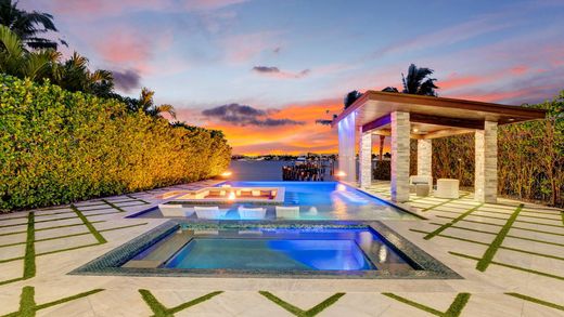 Luxury home in Lantana, Palm Beach