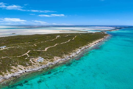 Terreno - Sailrock, South Caicos