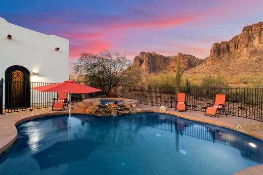 豪宅  出售 Apache Junction
