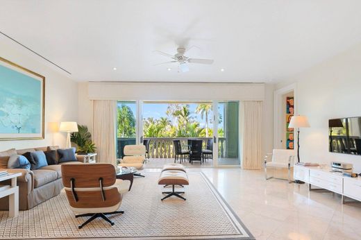 Apartment in Lyford Cay, New Providence District