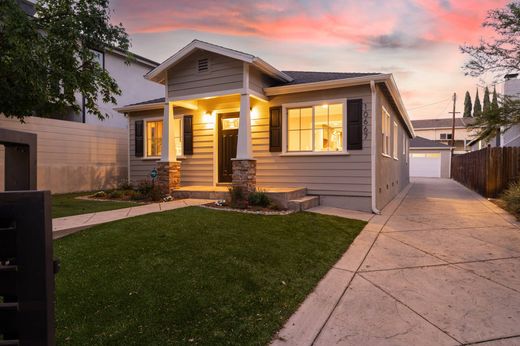 Detached House in Studio City, Los Angeles County