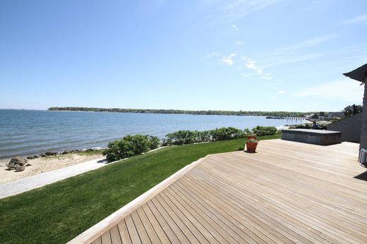 بيت مستقل ﻓﻲ Southampton, Suffolk County