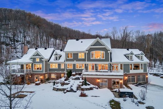 Vrijstaand huis in Bromont, Montérégie