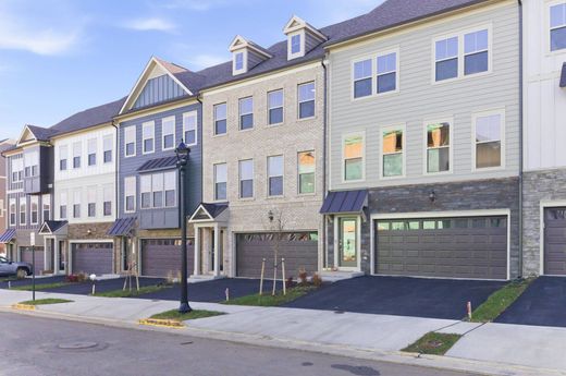 Таунхаус, Leesburg, Loudoun County