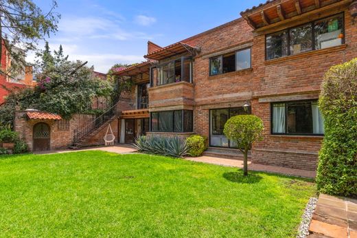 Casa en Naucalpan de Juárez, Estado de México