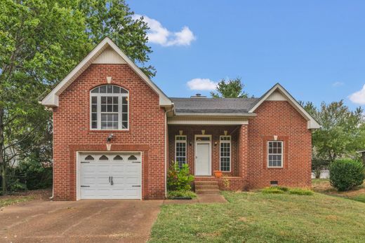 Detached House in White House, Sumner County