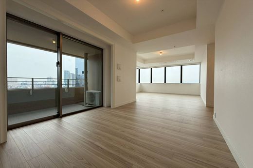 Apartment in Osaka, Osaka-shi