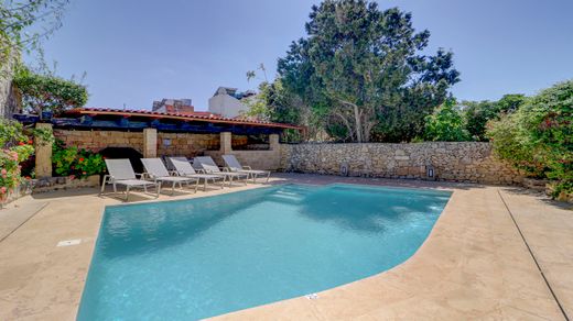 Detached House in Rabat, Ir-Rabat