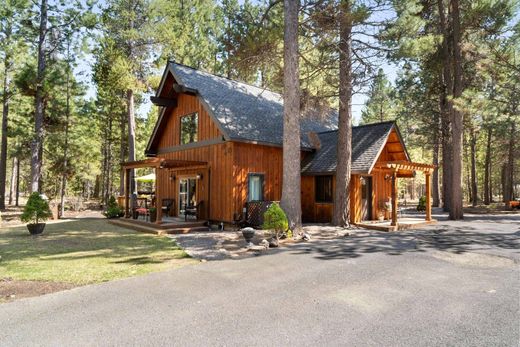 Luxury home in Bend, Deschutes County