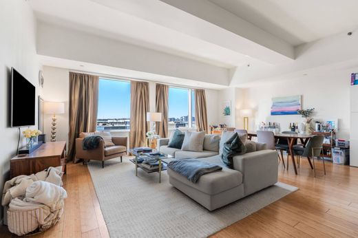 Apartment / Etagenwohnung in Boston, Suffolk County