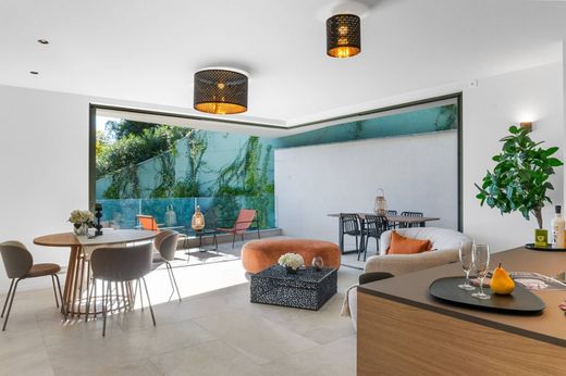 Les Adrets-de-l'Estérel, Varのアパートメント