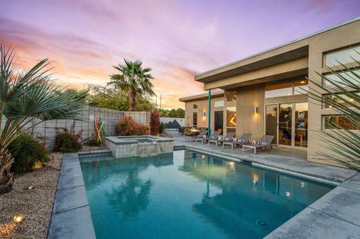 Detached House in Palm Springs, Riverside County