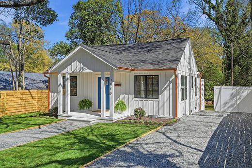 Detached House in Charlotte, Mecklenburg County