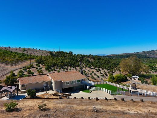 Casa de lujo en Valley Center, Condado de San Diego