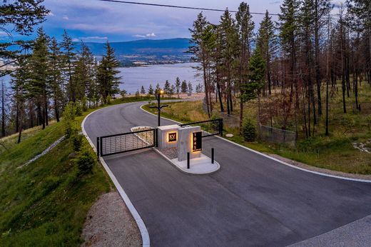 Grundstück in West Kelowna, Regional District of Central Okanagan
