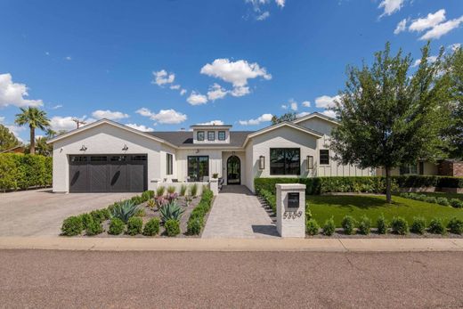 Luxury home in Phoenix, Maricopa County
