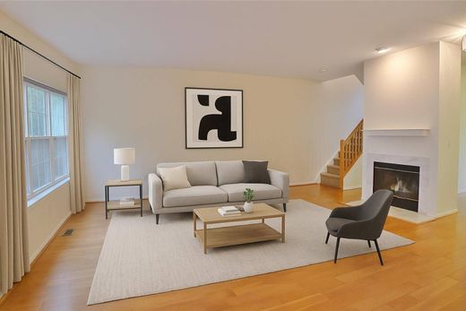 Townhouse in Hanover, Morris County