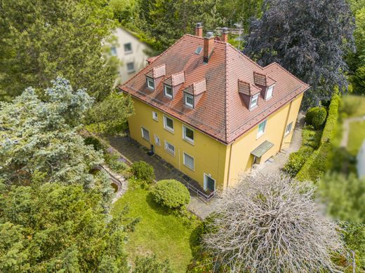 Stuttgart: Villas and Luxury Homes for sale - Prestigious Properties in ...