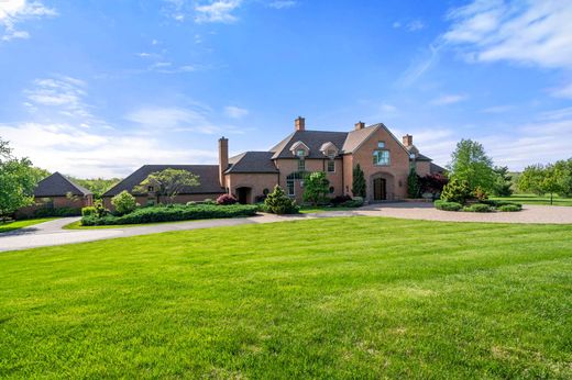 Luxury home in Huntleigh, Saint Louis County