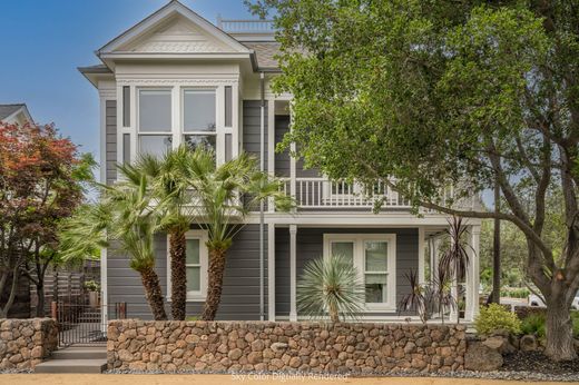 Detached House in Yountville, Napa County