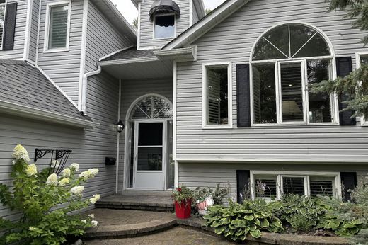 Detached House in Collingwood, Ontario