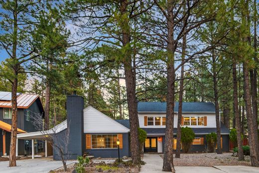 Luxury home in Flagstaff, Coconino County