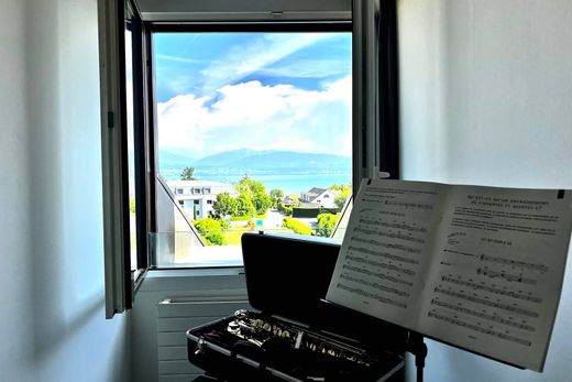 Apartment in Saint-Prex, Morges District