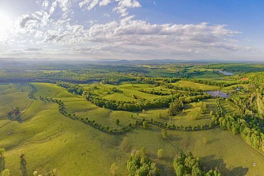 Land in Scottsville, Albemarle County