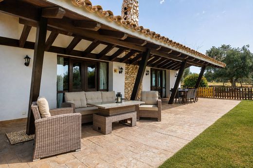 Luxury home in La Puebla del Río, Province of Seville