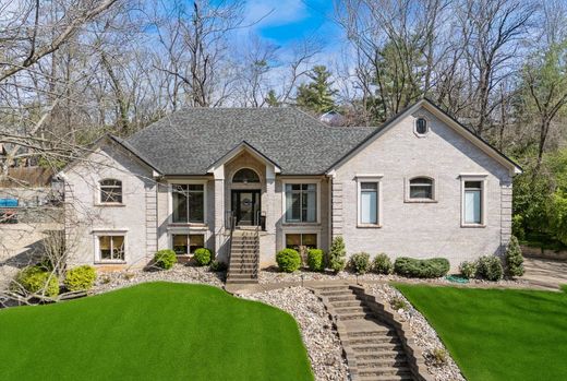 Detached House in Louisville, Jefferson County