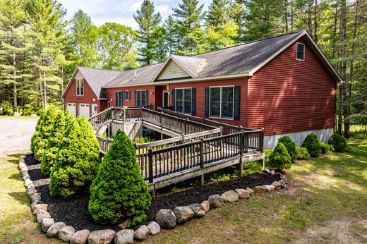 Detached House in Thendara, Herkimer County