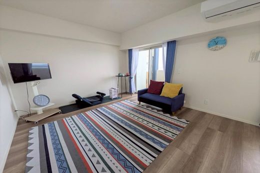 Apartment / Etagenwohnung in Ginowan, Ginowan Shi