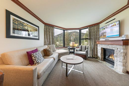 아파트 / Olympic Valley, Placer County