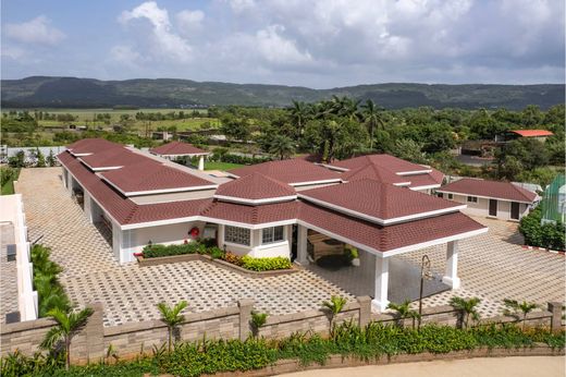 Villa in Lonavla, Pune Division