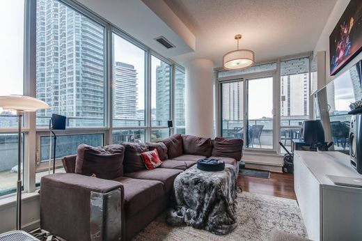 Apartment for rent per month in Toronto