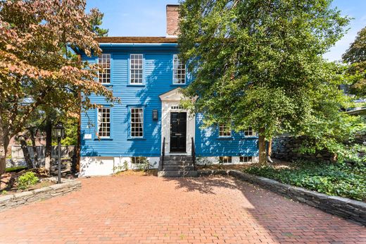 Detached House in Providence, Providence County