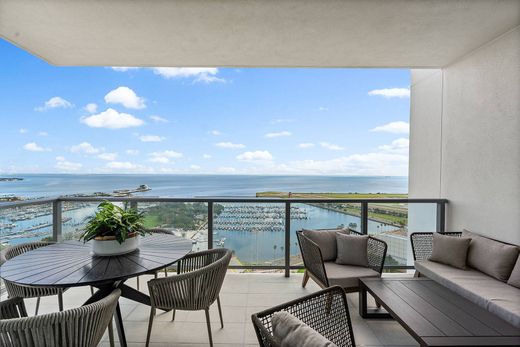 Daire St. Petersburg, Pinellas County