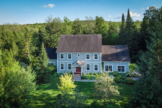 Casa Unifamiliare a Lac-Brome, Montérégie