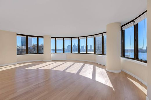 Apartment / Etagenwohnung in New York City, New York