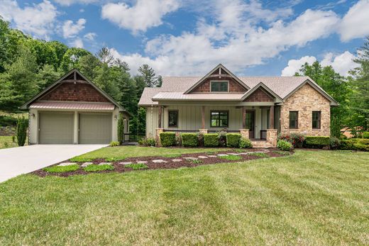 Einfamilienhaus in Asheville, Buncombe County