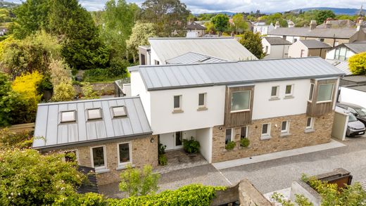 Detached House in Dublin, Dublin City
