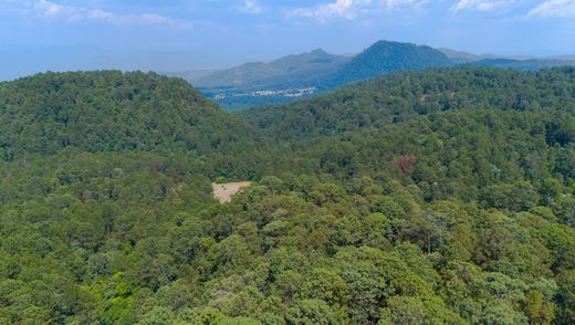 Terreno en Habitacional Valle de Bravo, San Luis Potosí