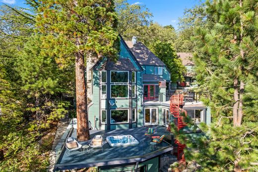 Detached House in Lake Arrowhead, San Bernardino County