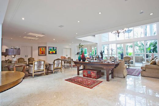 Casa Unifamiliare a San Paolo, São Paulo