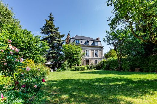 Dijon, Cote d'Orの一戸建て住宅