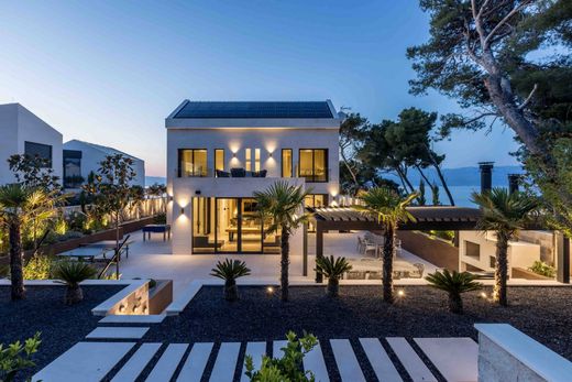 Villa in Brac, Split-Dalmatia