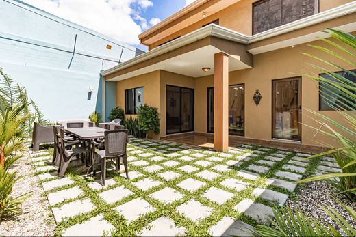 Detached House in San Pablo, Provincia de Heredia